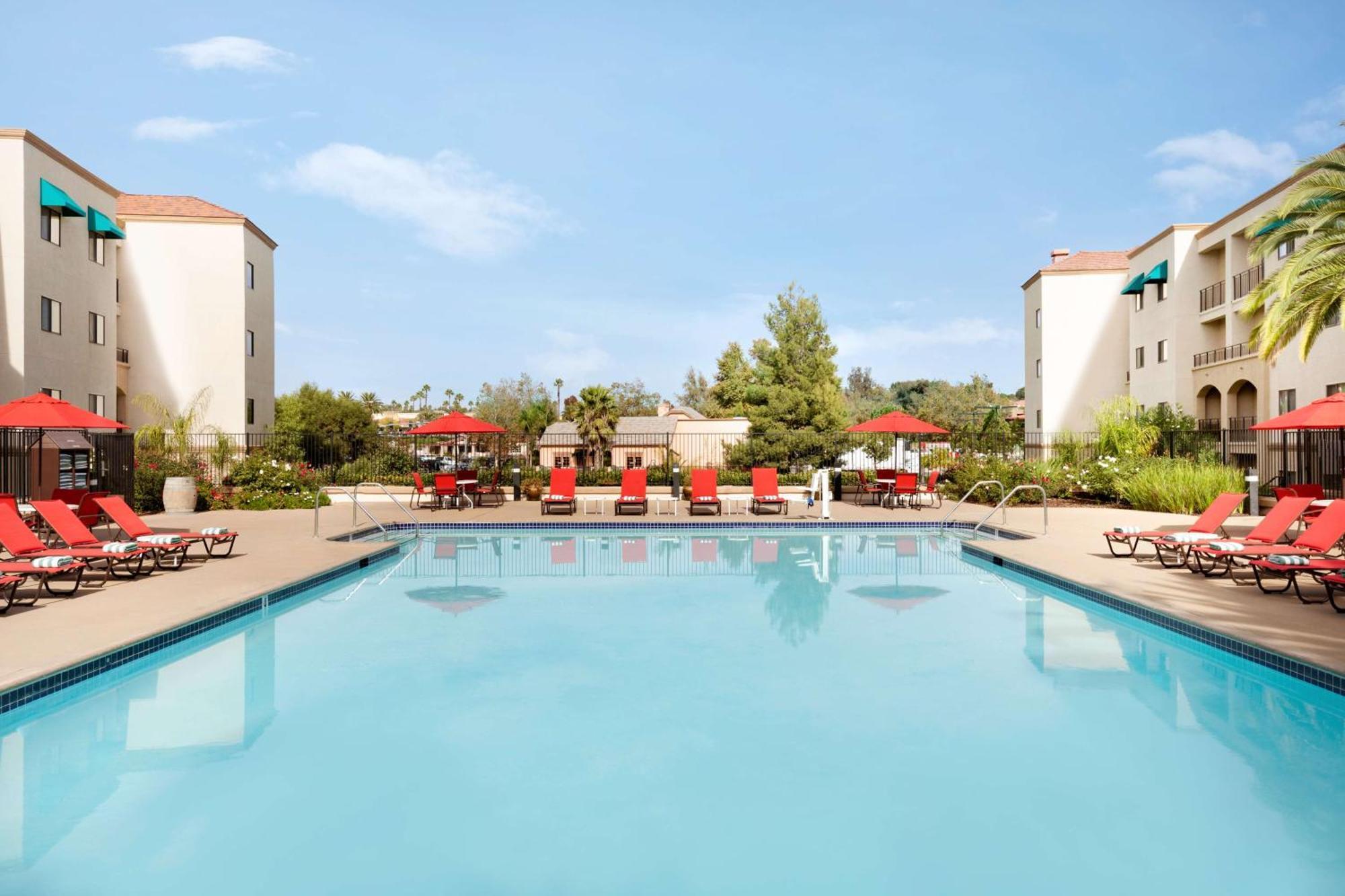 Embassy Suites By Hilton Temecula Valley Wine Country Экстерьер фото