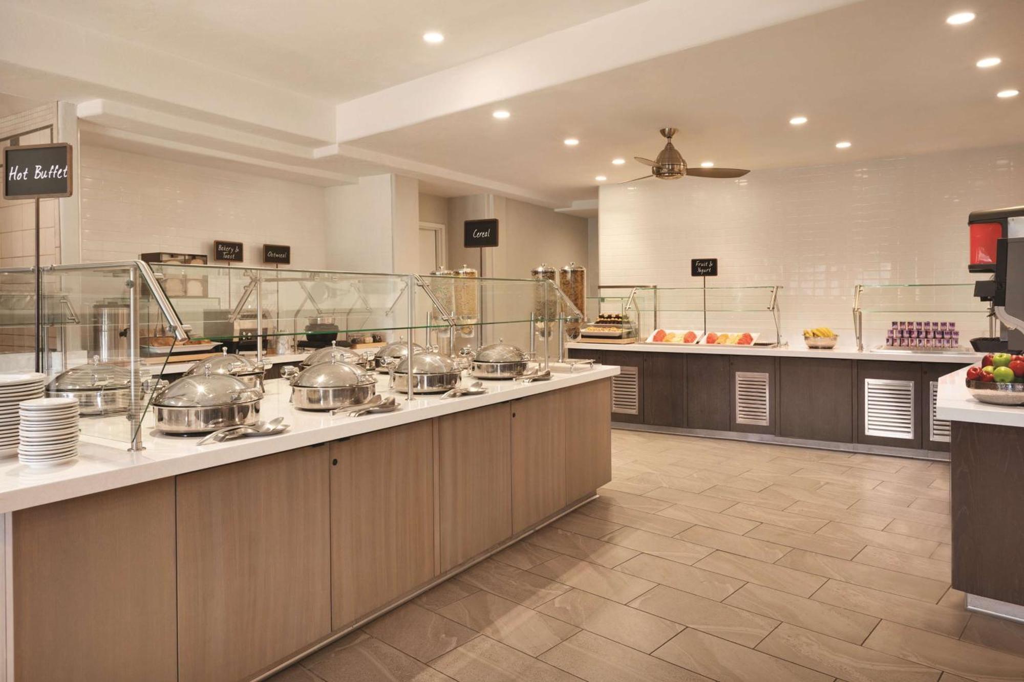 Embassy Suites By Hilton Temecula Valley Wine Country Экстерьер фото