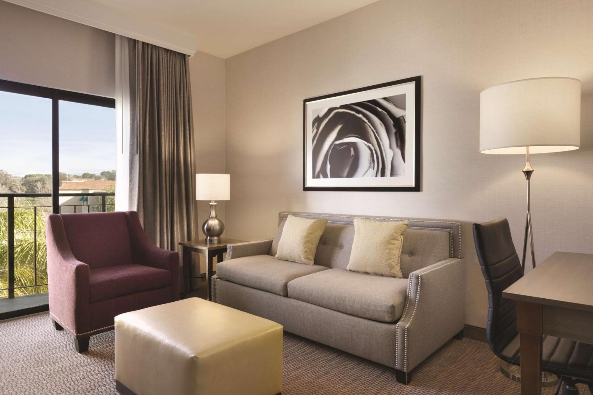Embassy Suites By Hilton Temecula Valley Wine Country Экстерьер фото