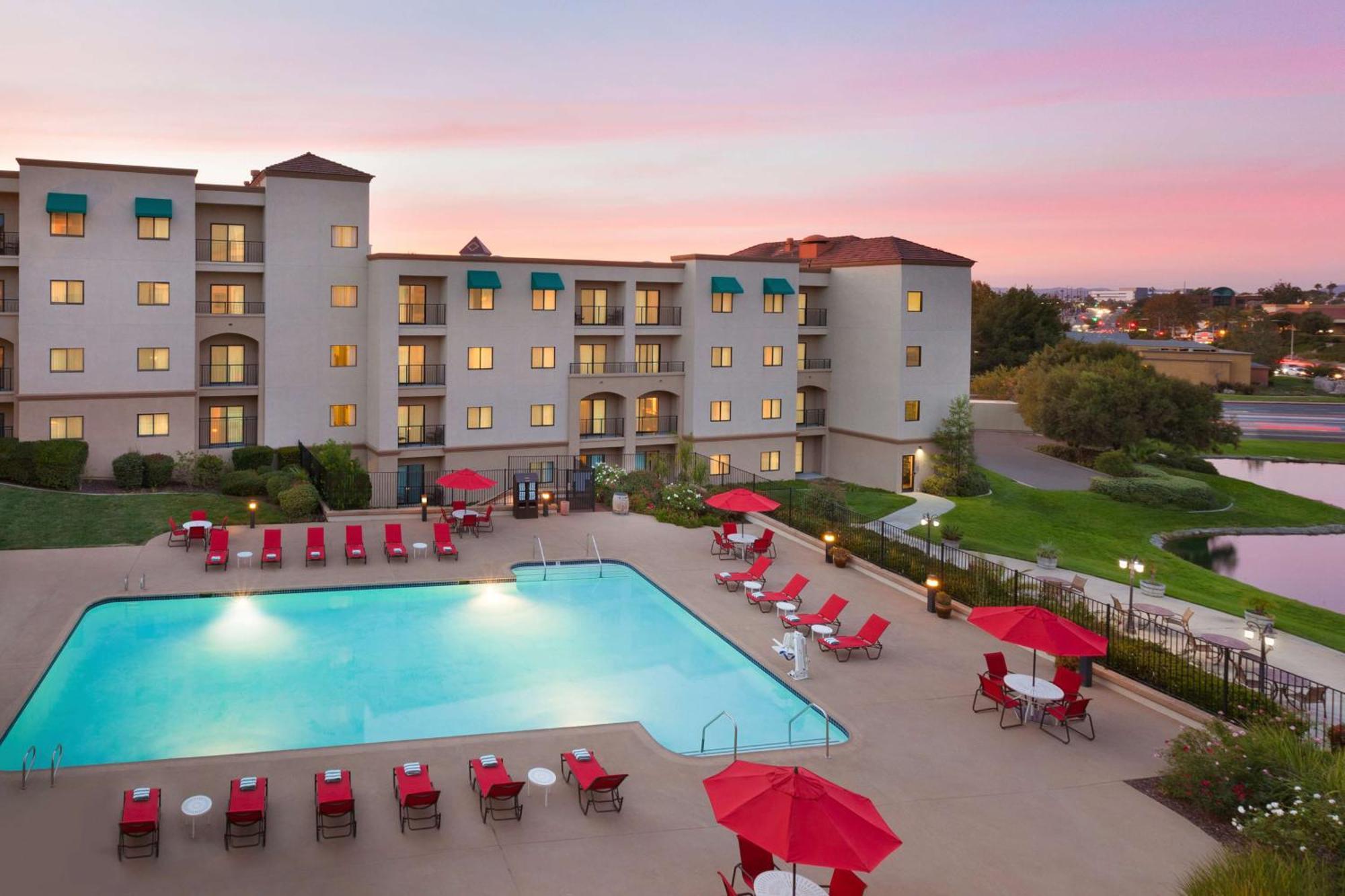 Embassy Suites By Hilton Temecula Valley Wine Country Экстерьер фото